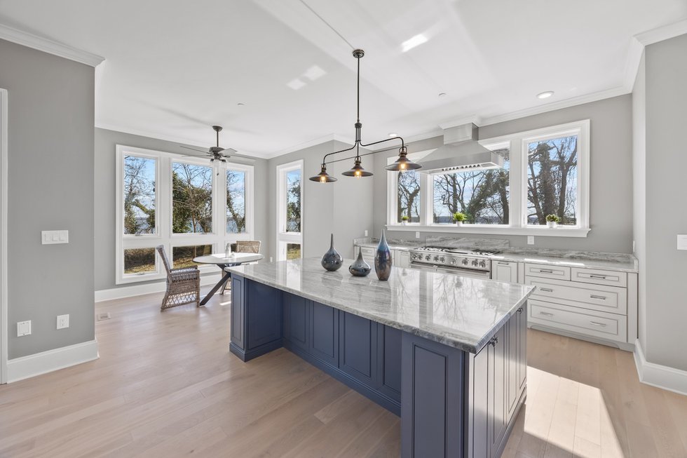 509A_Edgewater_Road_013.jpg
