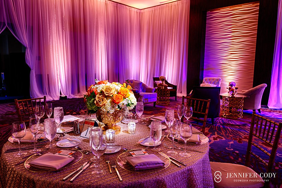 CapitolBallroomLounge.jpg