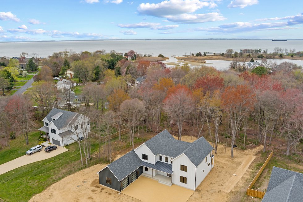Drone_208_Tower_Drive_002.jpg