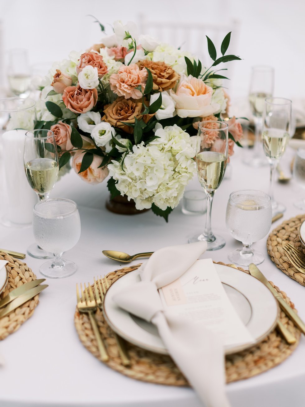 Palina round table centerpiece.jpg